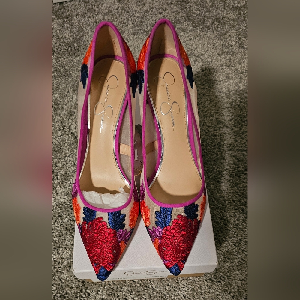Jessica Simpson Floral Pumps